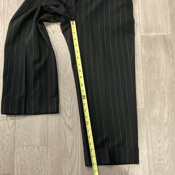 Larry Levine Cropped Pants - Picture 6 of 10